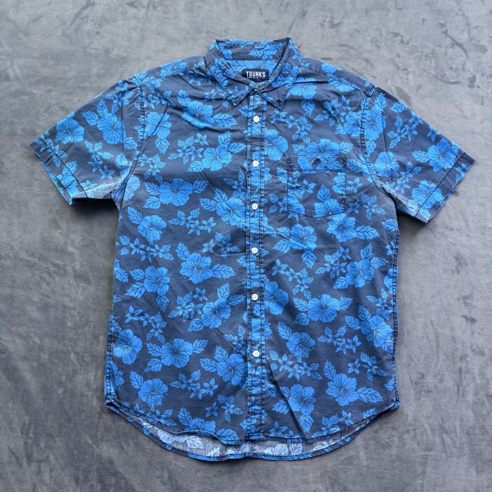 Trunks Surf & Swim Co Mens Medium Blue Hibiscus Floral Short Sleeve Button Shirt